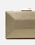 Εικόνα από Τσαντάκι clutch υφασμάτινο με μεταλλική αλυσίδα Χρυσό