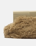 Εικόνα από Γούνινο τσαντάκι clutch μονόχρωμο με αλυσίδα Πούρο