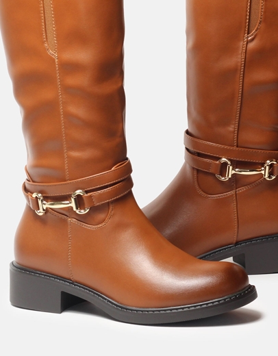 Εικόνα της Basic μονόχρωμες μπότες με διακοσμητικό λουράκι Ταμπά