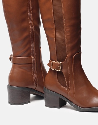 Εικόνα της Basic χαμηλές μπότες με λάστιχο στο πλάι Ταμπά