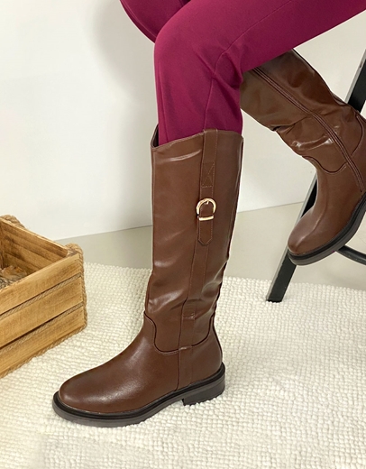 Εικόνα της Flat μονόχρωμες μπότες με μεταλλική λεπτομέρεια Καφέ