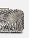 Εικόνα από Υφασμάτινο clutch μονόχρωμο με αλυσίδα Ασημί