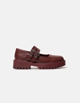 Εικόνα από Mary Jane loafers μονόχρωμα με διπλή μπαρέτα Μπορντώ