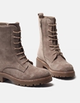 Εικόνα από Μποτάκια suede με λεπτομέρειες από strass Πούρο