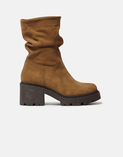 Εικόνα της Δερμάτινα μποτάκια με σούρες μονόχρωμα Ταμπά