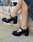 Εικόνα από Mary Jane loafers με τετράγωνο τακούνι Μαύρο