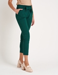 Εικόνα από Ψηλόμεσο ελαστικό παντελόνι με ζώνη Πράσινο