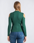Εικόνα από Off shoulders πλεκτή μονόχρωμη μπλούζα ριπ Πράσινο