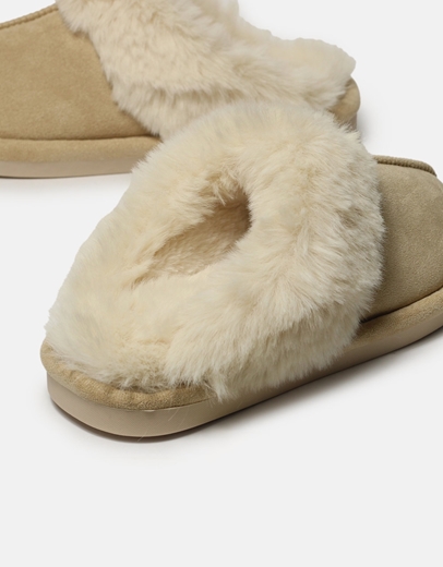 Εικόνα της Fluffy παντόφλες με οικολογική γούνα Μπεζ