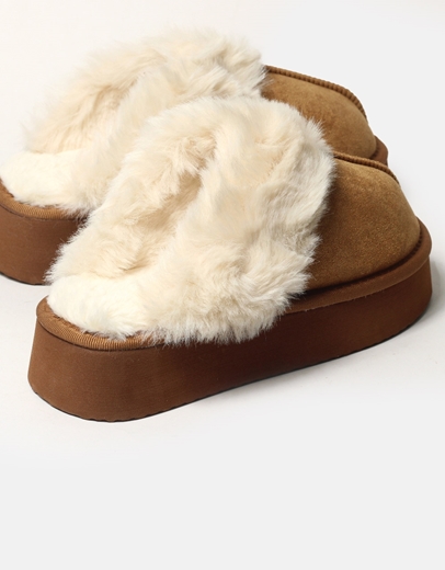 Εικόνα της Γούνινες παντόφλες με διακοσμητική ραφή Ταμπά