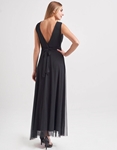 Εικόνα από Maxi φόρεμα αμπίρ αμάνικο με τούλι Μαύρο