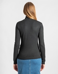 Εικόνα από Βasic πλεκτή μονόχρωμη μπλούζα με ζιβάγκο Μαύρο