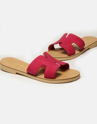Εικόνα της Δερμάτινα σανδάλια Ελληνικής κατασκευής με φάσα και ανοίγματα Φούξια