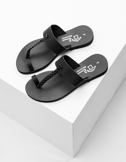 Εικόνα της Δερμάτινα σανδάλια Ελληνικής κατασκευή με σχέδιο πλέξης Μαύρο