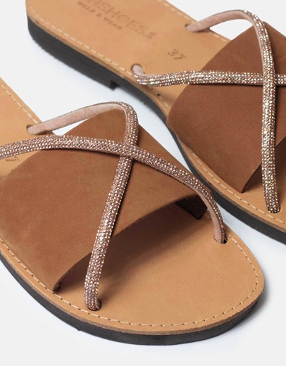 Εικόνα της Δερμάτινα σανδάλια Ελληνικής κατασκευής σχέδιο από strass Καφέ