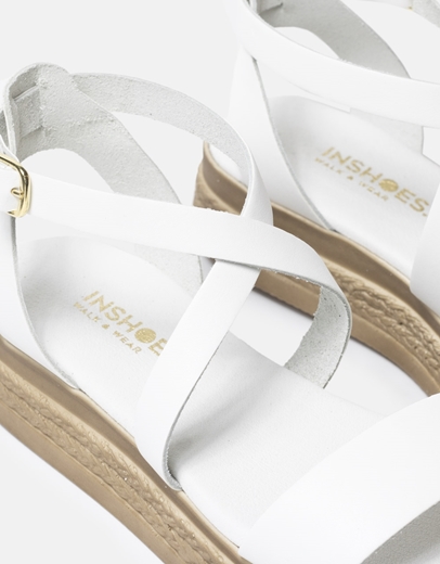 Εικόνα της Δερμάτινα flatforms Ελληνικής κατασκευής με χιαστί σχέδιο Λευκό