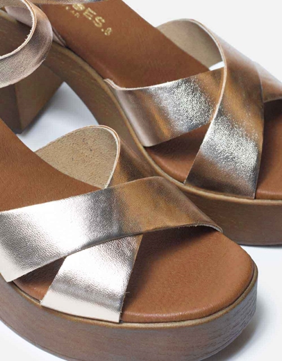 Εικόνα της Πέδιλα δερμάτινα Ελληνικής κατασκευής με χιαστί σχέδιο Χαλκός