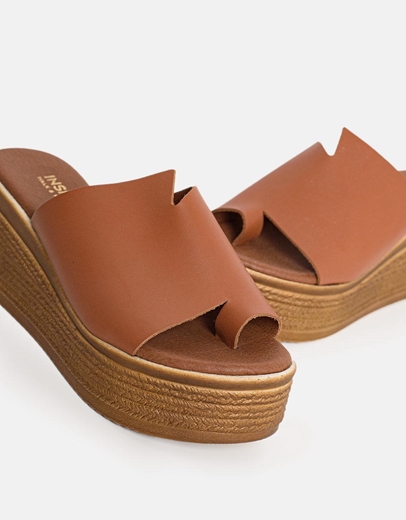 Εικόνα της Δερμάτινα σανδάλια με φαρδιά φάσα Ελληνικής κατασκευής Ταμπά