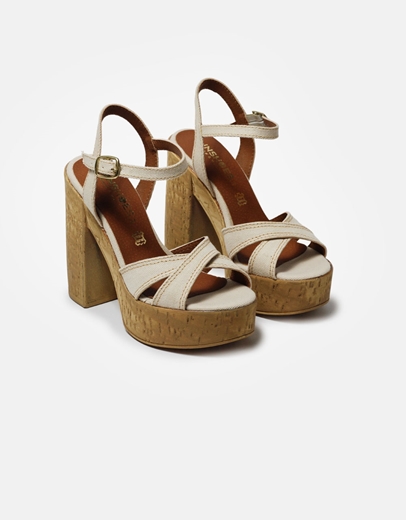 Εικόνα της Ψηλοτάκουνα πέδιλα Ελληνικής Κατασκευής με χιαστί σχέδιο Μπεζ