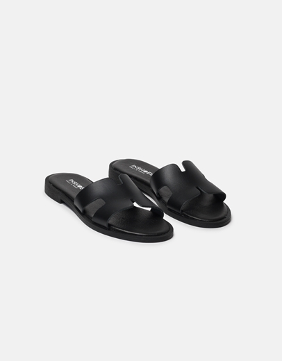 Εικόνα της Δερμάτινα σανδάλια Ελληνικής κατασκευής με ανοίγματα Μαύρο