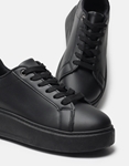 Εικόνα από Basic sneakers με κορδόνια και διπλή σόλα Μαύρο