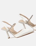 Εικόνα από Σατέν open heel γόβες με λεπτομέρεια από strass Λευκό