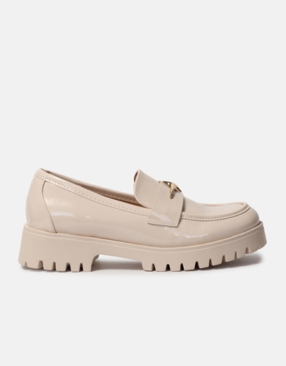 Εικόνα της Basic loafers με τρακτερωτή σόλα Μπεζ