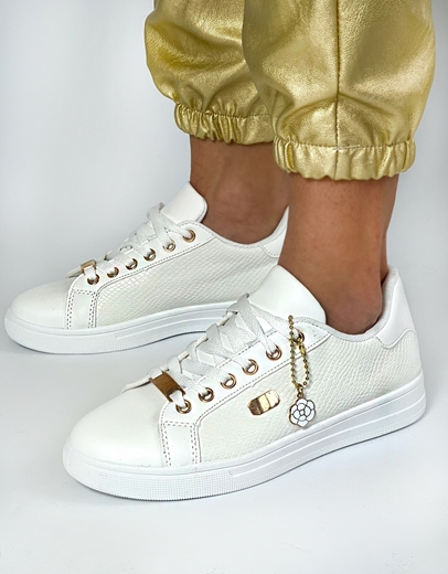 Εικόνα της Γυναικεία sneakers σε απλή γραμμή με διακοσμητική αλυσίδα Λευκό