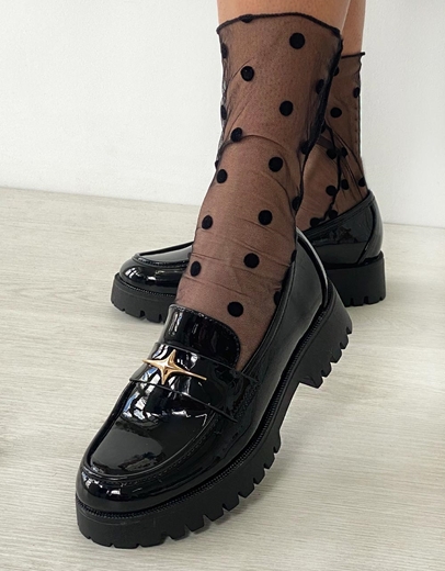 Εικόνα της Basic loafers με τρακτερωτή σόλα Μαύρο