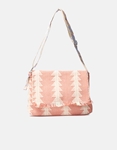Εικόνα από Yφασμάτινη τσάντα ώμου με σχέδιο πλέξης Ροζ