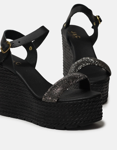 Εικόνα της Δερμάτινες πλατφόρμες Ελληνικής κατασκευής με λεπτομέρεια από strass Μαύρο