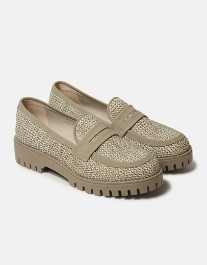 Εικόνα της Basic loafers Ελληνικής Κατασκευής με σχέδιο πλέξης Πούρο
