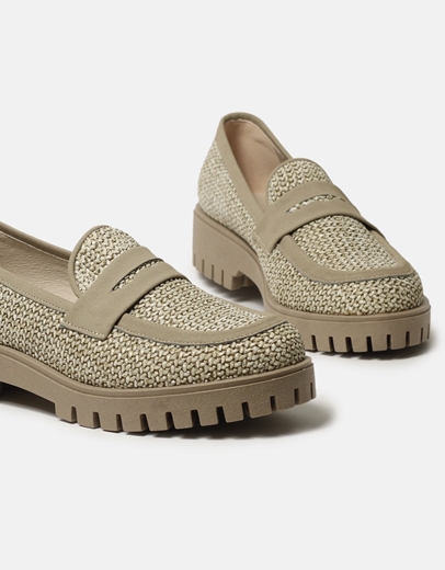 Εικόνα της Basic loafers Ελληνικής Κατασκευής με σχέδιο πλέξης Πούρο