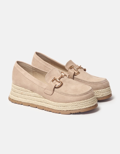 Εικόνα της Εσπαντρίγιες suede με μεταλλική αγκράφα Μπεζ