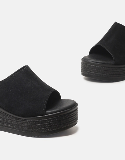 Εικόνα της Δερμάτινες πλατφόρμες Ελληνικής κατασκευής σε απλή γραμμή Μαύρο