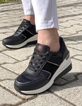 Εικόνα από Sneakers με διπλή σόλα διακοσμημένα με strass Μαύρο