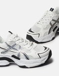 Εικόνα από Sneakers σε συνδυασμό υλικών Λευκό/Μαύρο