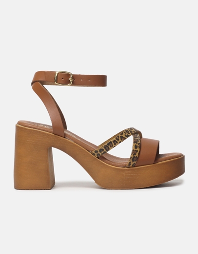 Εικόνα της Δερμάτινα πέδιλα με μοτίβο Ελληνικής κατασκευής Ταμπά