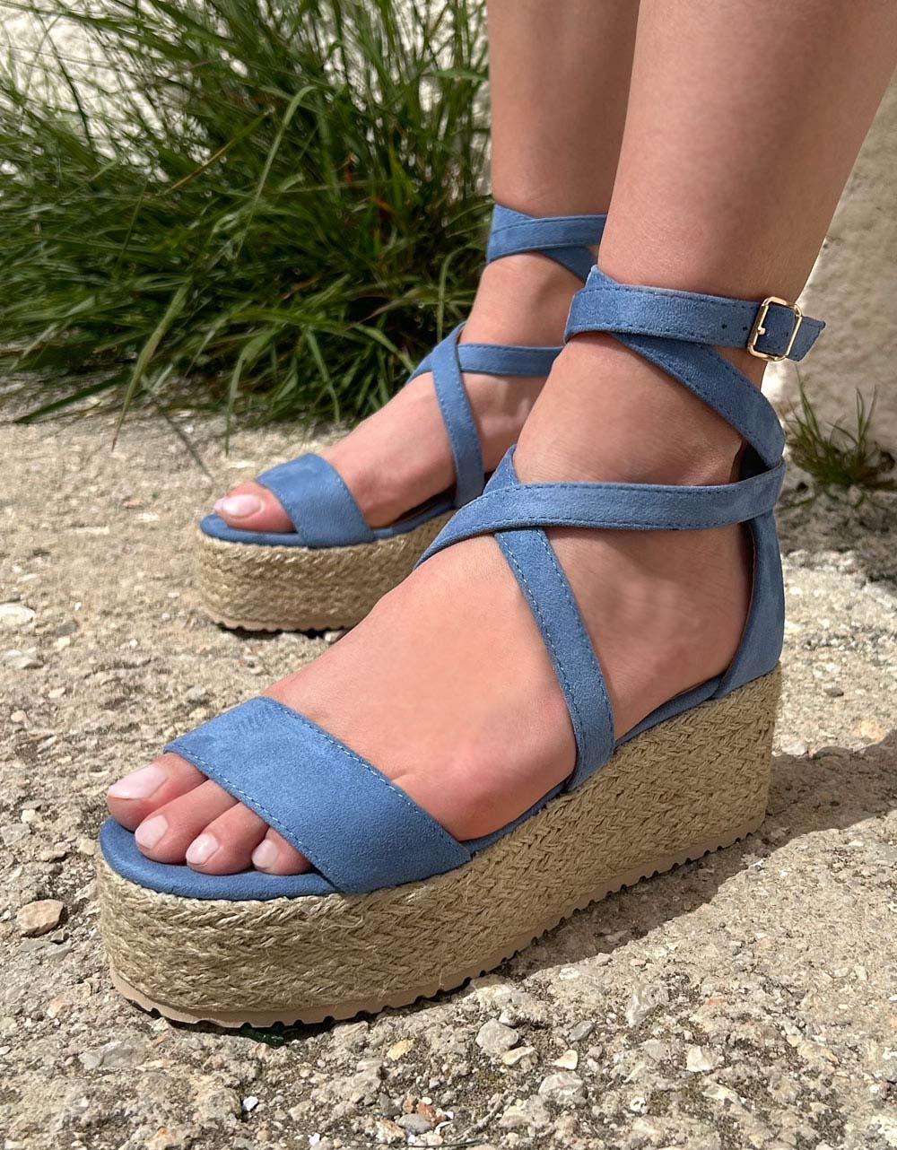 Εικόνα από Flatform lace up με χιαστί λουράκια Μπλε