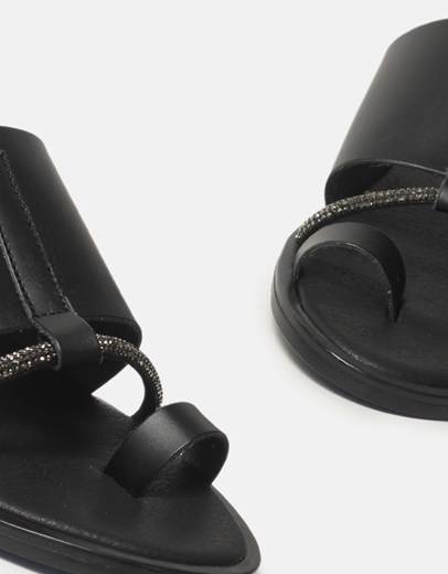 Εικόνα της Σανδάλια flat Ελληνικής κατασκευής με λεπτομέρεια από strass Μαύρο