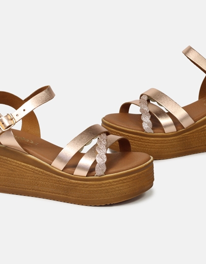 Εικόνα της Δερμάτινες πλατφόρμες Ελληνικής κατασκευής με λεπτομέρεια από strass Χαλκός