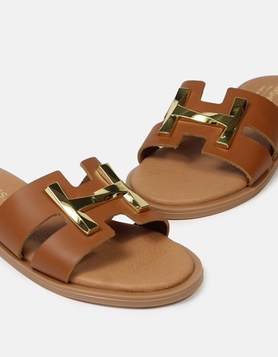 Εικόνα της Δερμάτινα σανδάλια Ελληνικής κατασκευής με μεταλλική αγκράφα Ταμπά