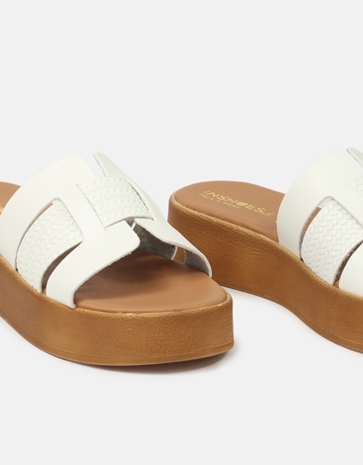 Εικόνα της Δερμάτινα flatforms Ελληνικής κατασκευής με ιδιαίτερο σχέδιο Λευκό