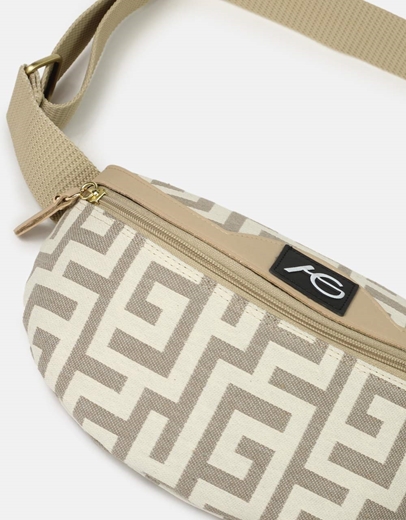 Εικόνα της Crossbody χειροποίητο τσαντάκι με μαίανδρο S Άμμου/Μπεζ