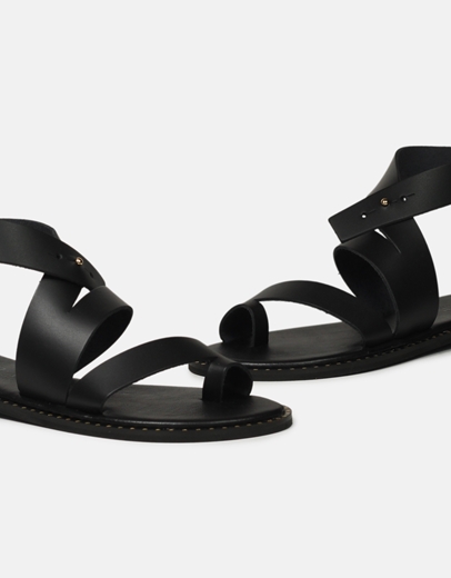Εικόνα της Δερμάτινα σανδάλια Ελληνικής Κατασκευής με ιδιαίτερο δέσιμο Μαύρο