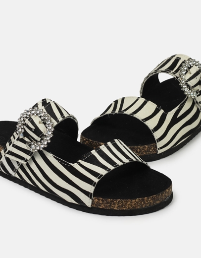 Εικόνα της Δερμάτινα σανδάλια με τοκά από strass Λευκό/Μαύρο