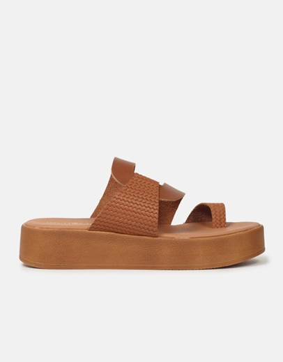 Εικόνα της Δερμάτινα flatforms Ελληνικής κατασκευής με toe ring Ταμπά