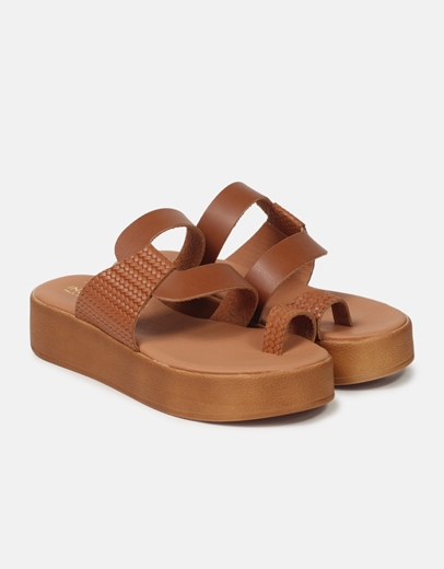 Εικόνα της Δερμάτινα flatforms Ελληνικής κατασκευής με toe ring Ταμπά