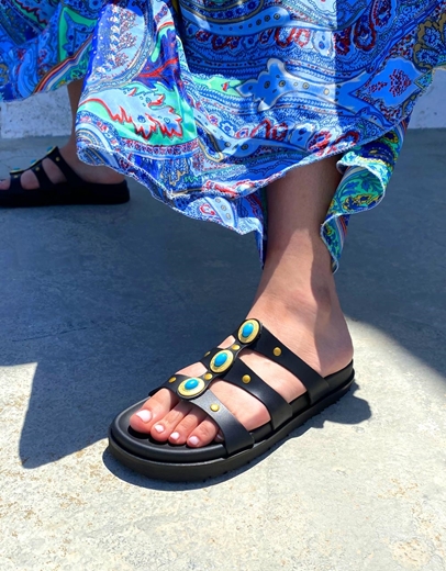 Εικόνα της Δερμάτινα σανδάλια Ελληνικής κατασκευής με διακοσμητικά πετράδια Μαύρο