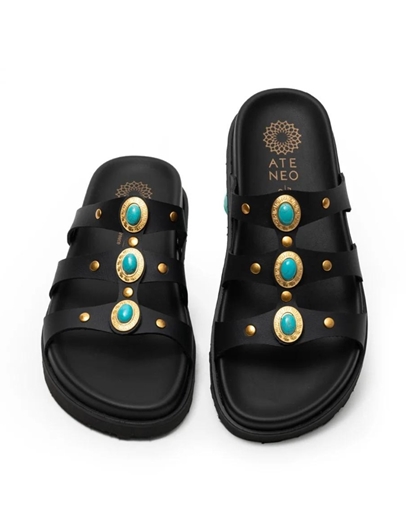 Εικόνα της Δερμάτινα σανδάλια Ελληνικής κατασκευής με διακοσμητικά πετράδια Μαύρο
